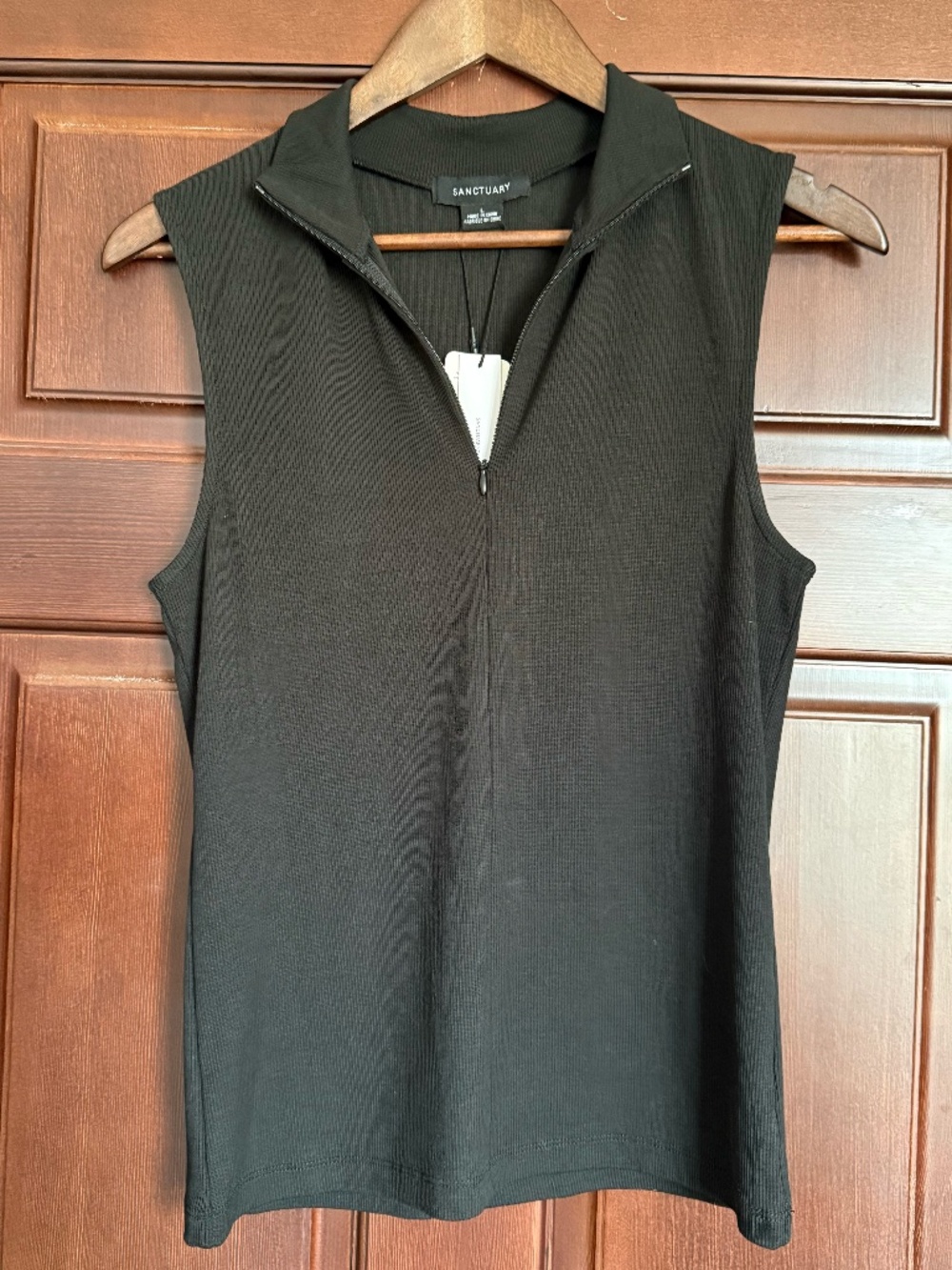 NEW w/tags. Sanctuary  3/4 zip, mock neck top, Black. Has good stretch. Size L